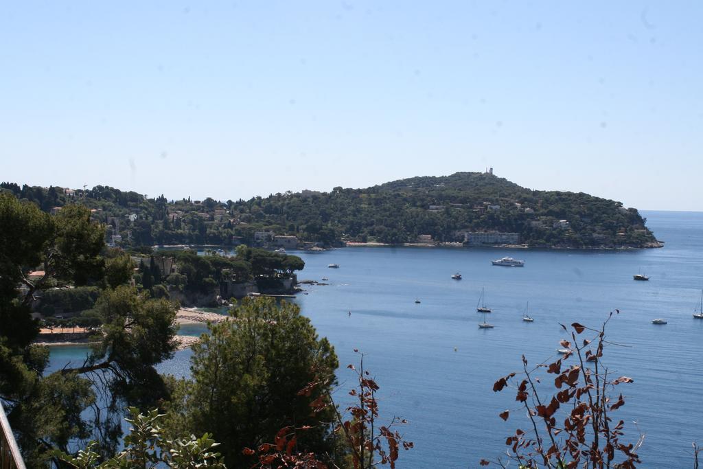 Hôtel La Villa Patricia - Charme et Tradition Villefranche-sur-Mer Esterno foto